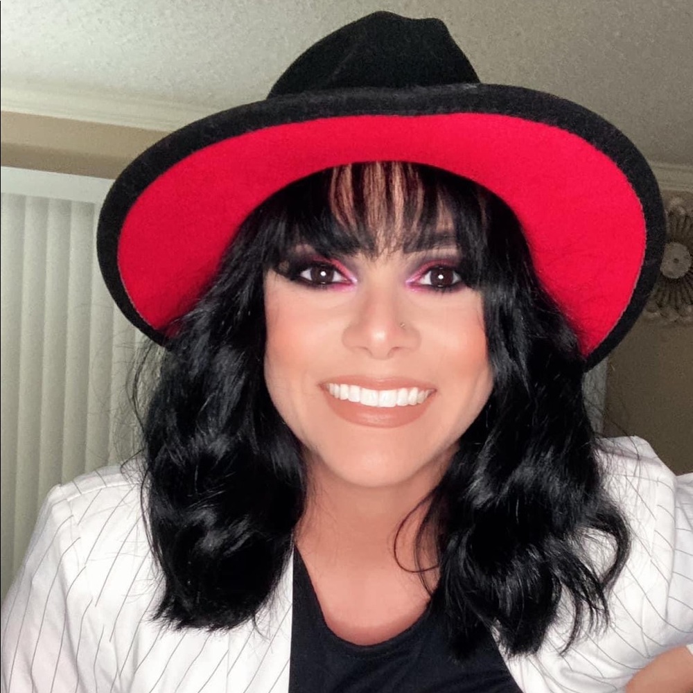 Meet your Posher, Janice